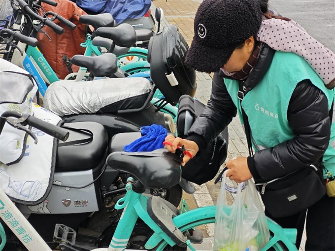 鼓楼区开展共享单车综合整治 为城市“颜值”添彩