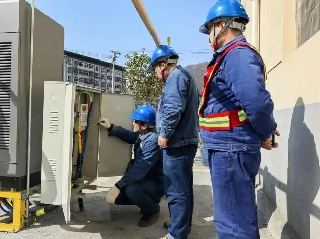 旬阳市神河镇新能源快充桩投用，助力绿色出行