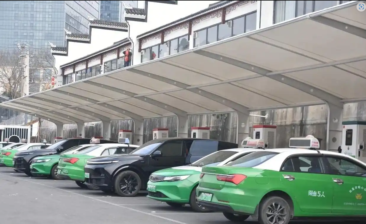 凯里市加码新能源汽车充电站建设 缓解市民 “充电焦虑”